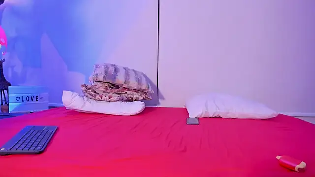 alexandersawyer online show from March 17, 7:24 am