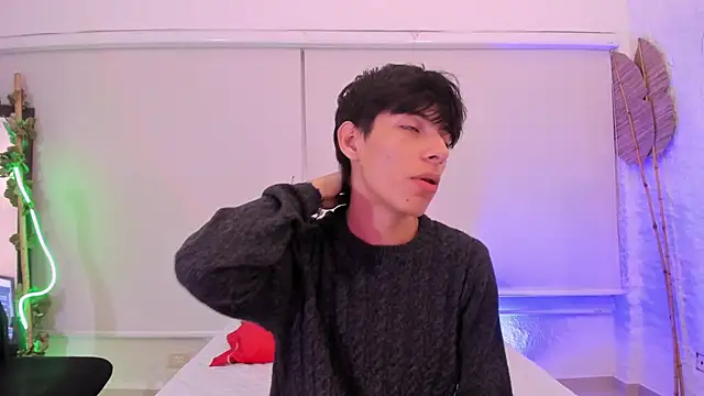 alexandersawyer online show from October 23, 4:34 am