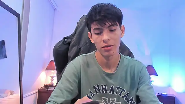 alexandersawyer online show from November 7, 1:44 pm