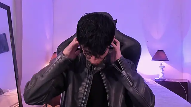 alexandersawyer online show from November 11, 12:27 pm