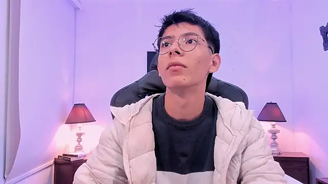 alexandersawyer online show from November 15, 12:34 pm