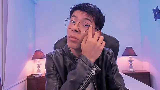 alexandersawyer online show from November 19, 12:38 pm