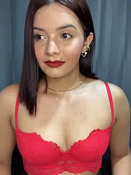 Melanyprada online show from February 5, 4:39 am