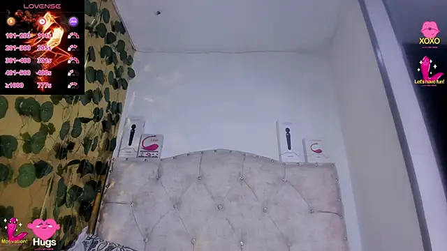 cristalconnorr online show from October 23, 4:06 pm