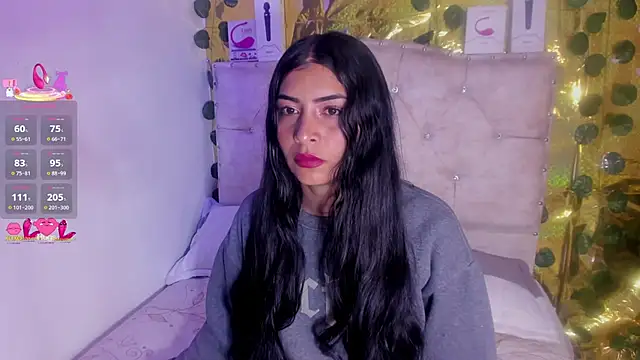 cristalconnorr online show from May 4, 2:13 pm