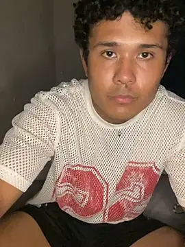 Snapshot of Brencuz chatting on October 19, 12:55 am Brencuz online show from October 19, 12:55 am