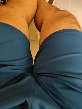 Snapshot of Akhil3290 chatting on October 22, 9:20 am Akhil3290 online show from October 22, 9:20 am