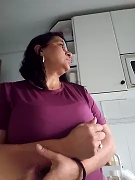 paulinaDiaz1 online show from May 3, 3:29 pm