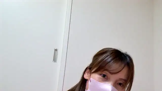 caro-caro online show from November 9, 4:38 pm