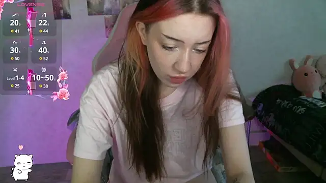 Snapshot of SweetieMollyy chatting on March 14, 7:37 am SweetieMollyy online show from March 14, 7:37 am