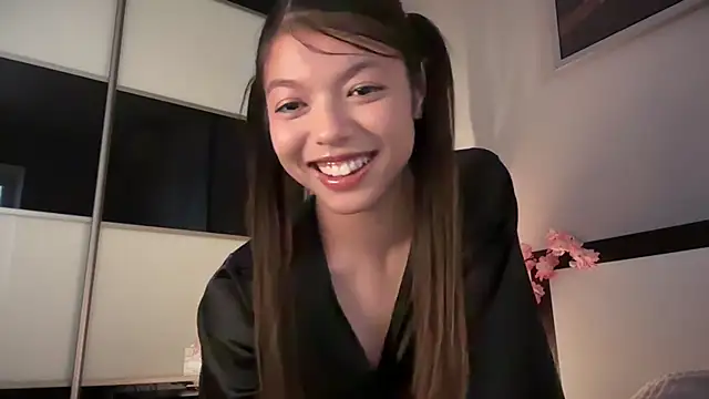 DesiredHoney online show from June 21, 4:09 pm