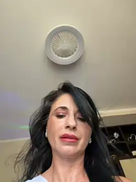 Snapshot of MichelleCara chatting on July 15, 9:58 am MichelleCara online show from July 15, 9:58 am