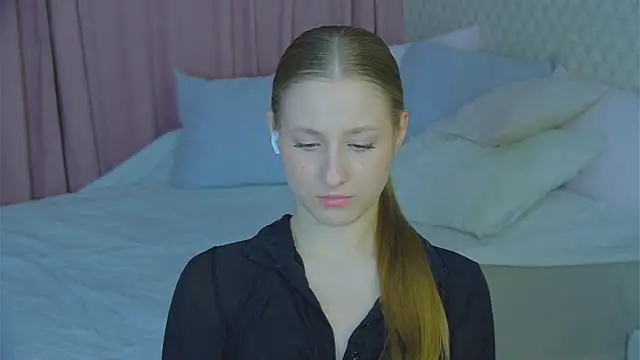 BritneyCruze online show from March 10, 2:16 pm