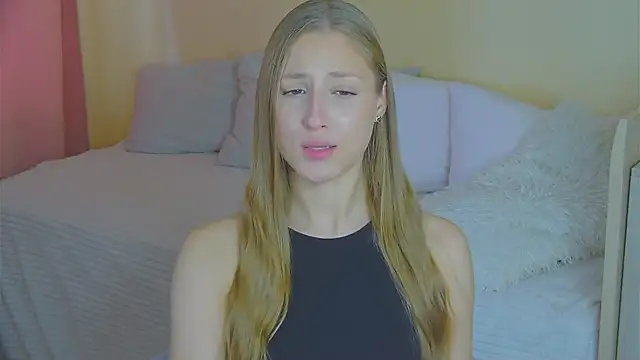 BritneyCruze online show from September 14, 8:02 am