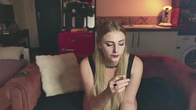 ce leste   online show from December 9, 8:44 pm