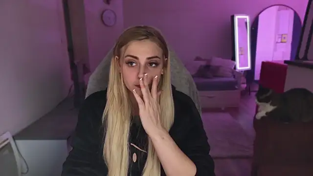 ce leste   online show from February 1, 9:29 pm