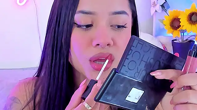 MaddyParisi online show from January 29, 6:43 am