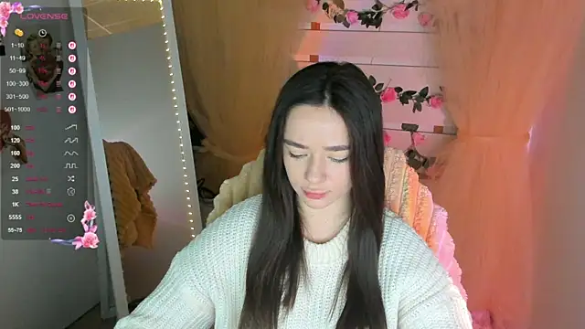 Bella XO online show from April 27, 7:50 am