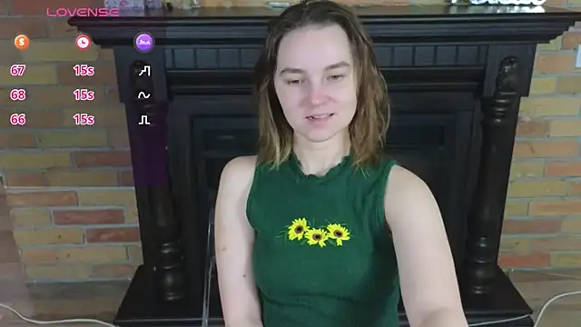 Snapshot of Ellie_Sunset chatting on June 22, 7:05 am Ellie Sunset online show from June 22, 7:05 am