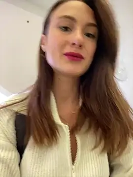 Snapshot of Dina_Tease chatting on December 5, 9:17 am Dina Tease online show from December 5, 9:17 am