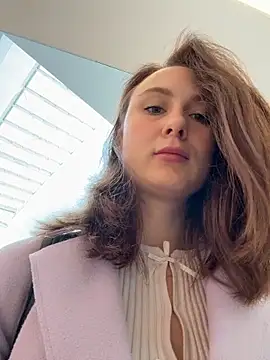 Dina Tease online show from March 11, 11:05 am