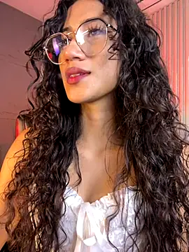 Snapshot of KaitlynLoveCam chatting on November 28, 11:40 pm KaitlynLoveCam online show from November 28, 11:40 pm