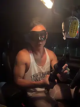 Snapshot of frnk30151 chatting on October 17, 3:14 pm frnk30151 online show from October 17, 3:14 pm