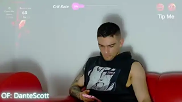 Snapshot of Sexy_Alejandro_ chatting on July 4, 12:00 pm Sexy Alejandro online show from July 4, 12:00 pm