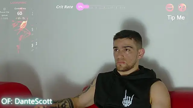 Snapshot of Sexy_Alejandro_ chatting on July 8, 7:40 pm Sexy Alejandro online show from July 8, 7:40 pm