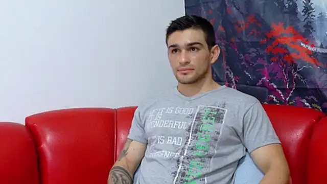 Snapshot of Sexy_Alejandro_ chatting on July 30, 7:24 pm Sexy Alejandro online show from July 30, 7:24 pm