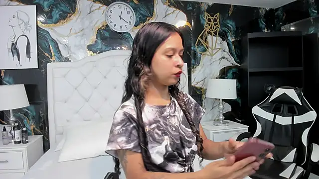 rave connor online show from February 17, 7:09 pm