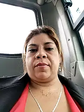 Laura-Hernandez online show from December 12, 5:48 pm