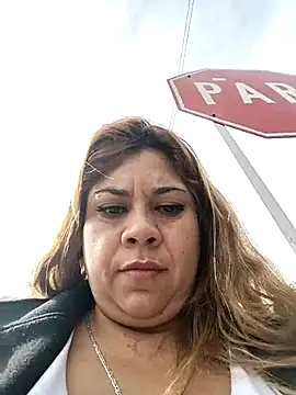 Laura-Hernandez online show from December 13, 7:43 pm