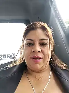Laura-Hernandez online show from December 27, 5:16 pm