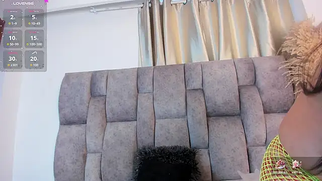 Snapshot of Stefyrossy chatting on December 4, 2:15 pm Stefyrossy online show from December 4, 2:15 pm