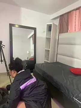 Stefyrossy online show from March 13, 2:34 pm