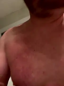 Snapshot of frenchboy9711 chatting on January 10, 2:24 am frenchboy9711 online show from January 10, 2:24 am