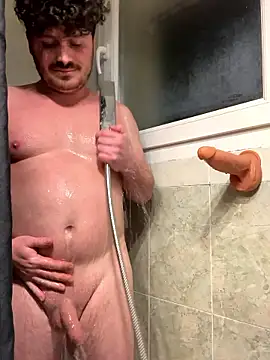 Snapshot of frenchboy9711 chatting on January 15, 11:19 pm frenchboy9711 online show from January 15, 11:19 pm