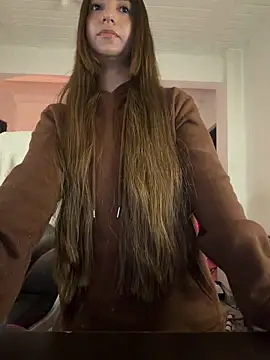 aly golden  online show from February 4, 7:58 am