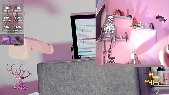 Snapshot of kira_touka chatting on October 30, 3:35 pm kira touka online show from October 30, 3:35 pm