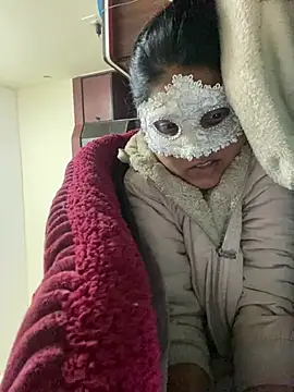 Snapshot of kamayanisingh24 chatting on February 1, 11:21 am kamayanisingh24 online show from February 1, 11:21 am