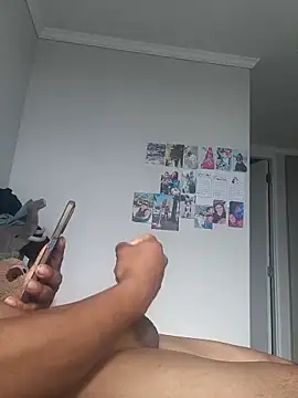 Snapshot of davicitobb1987D chatting on March 13, 8:59 pm davicitobb1987D online show from March 13, 8:59 pm