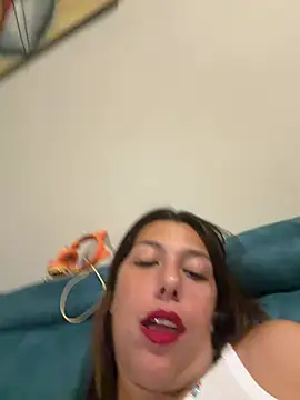 Snapshot of Porcella96 chatting on July 4, 9:54 pm Porcella96 online show from July 4, 9:54 pm