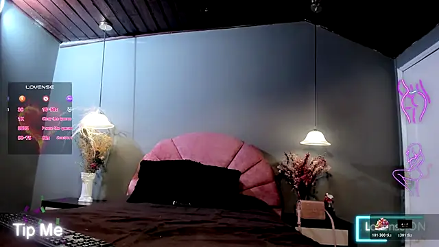 Alliemilky online show from October 26, 3:23 am