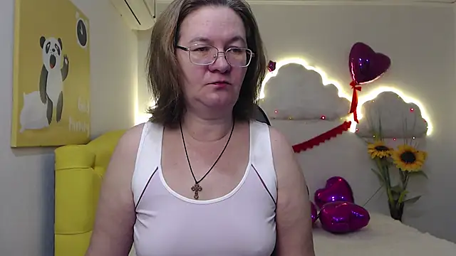 HolyMilfa online show from February 20, 7:45 am