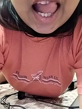 QueenHaryana online show from November 10, 8:30 pm