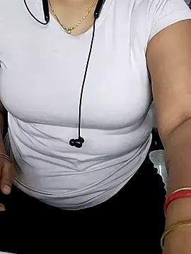 QueenHaryana online show from April 4, 9:40 am