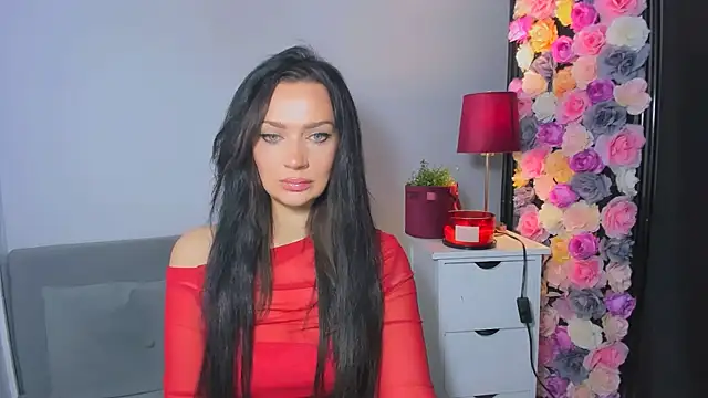 Snapshot of OliviaFantasy chatting on November 12, 9:32 am OliviaFantasy online show from November 12, 9:32 am