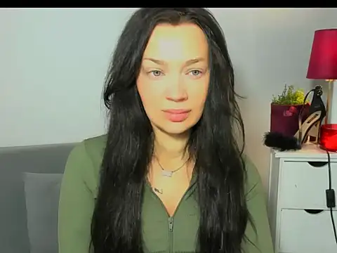 OliviaFantasy online show from February 12, 8:42 am