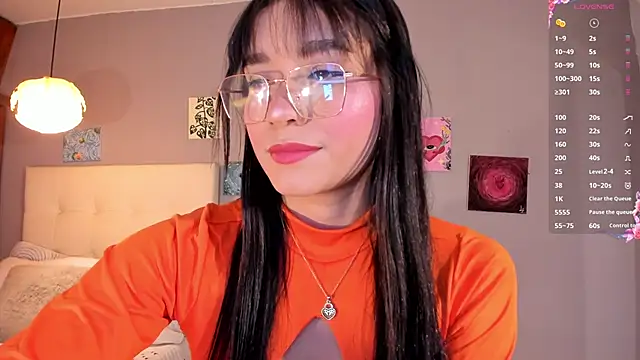 Maia W10 online show from June 2, 12:18 pm